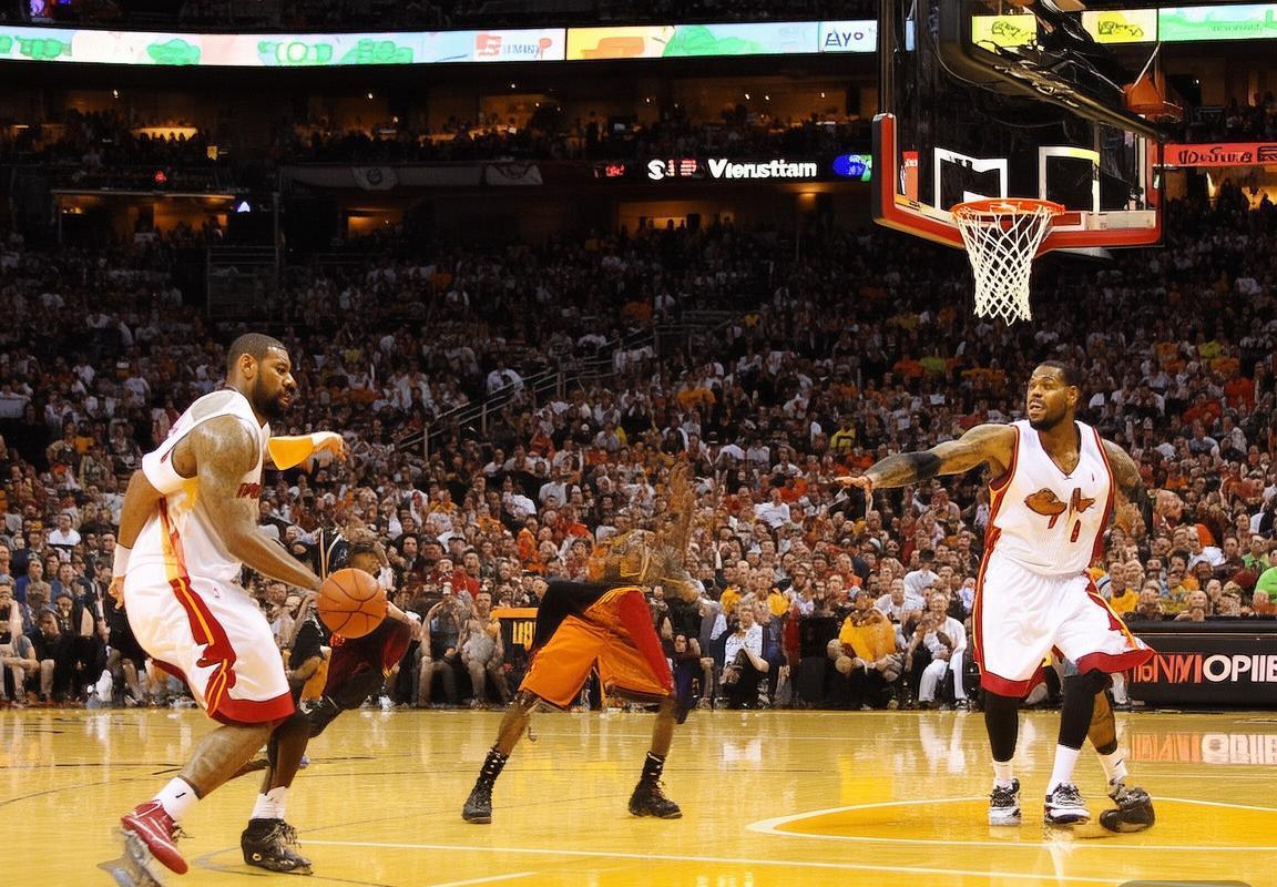 2013NBA巅峰对决：迈阿密热火VS克利夫兰骑士经典战回顾(图2)